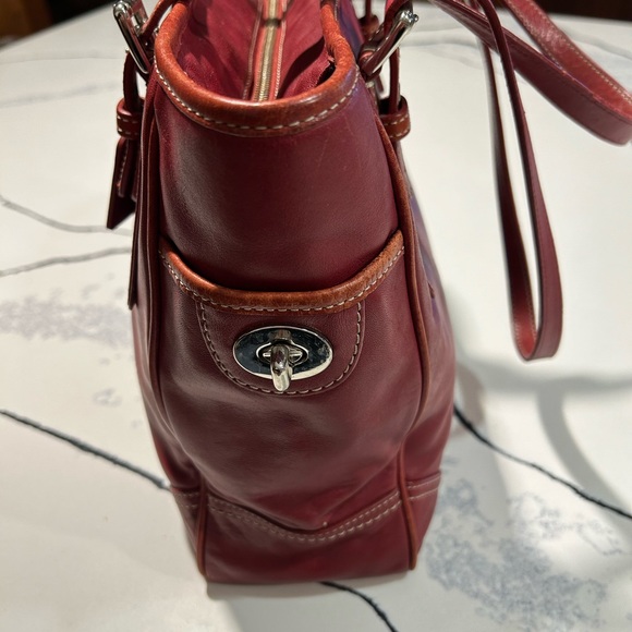 Coach Legacy Classic Red Shoulder Bag - Picture 6 of 16